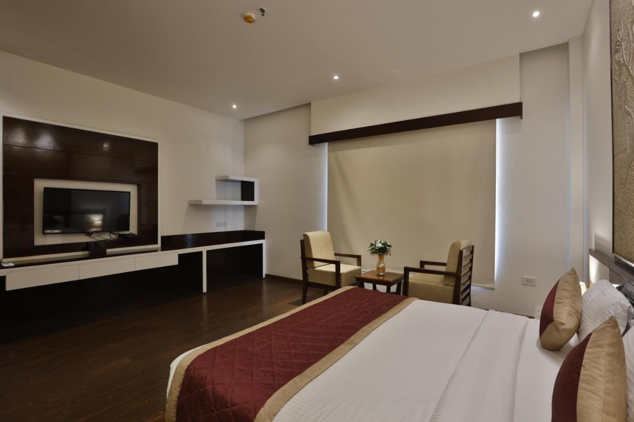 Mannat Haveli Hotel Kurukshetra Ngoại thất bức ảnh
